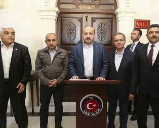 Yalçın Akdoğan toplantıdayken roket düştü