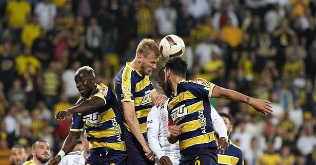 Beşiktaş Türkiye Kupası Yarı Final maçında A.Gücü ile berabere kaldı