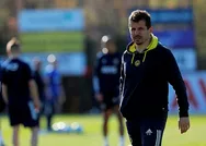 Fenerbahçede Emre Belözoğlu sesleri! Eğer olmaz gündemdeki diğer isimler Löw ve Labbadia..