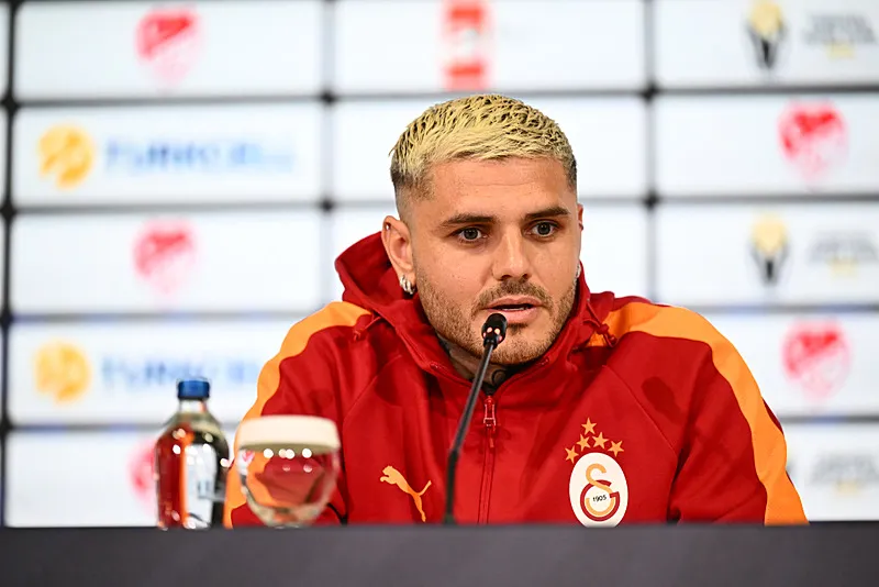 Galatasaray'da orta saha transferi bitiyor! Devler Ligi için 3. futbolcu bulundu - 24