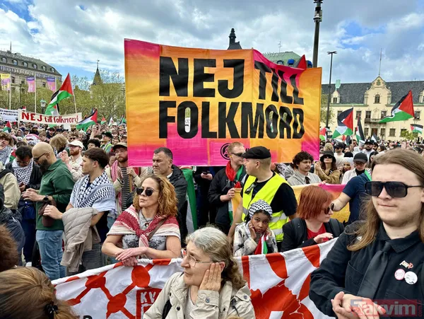 2024 Eurovision Şarkı Yarışması'nın finalinin başlamasına saatler kala on binlerce kişi soykırımcı İsrail'i protesto etti - 22