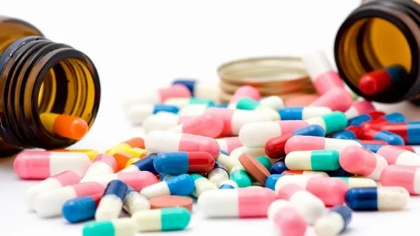 vitamin-ilaclarindaki-tehlike-yuksek-doz-kansere-koz-1617564806331.jpeg Vitamin ilaçlarındaki tehlike! Yüksek doz kansere koz-1