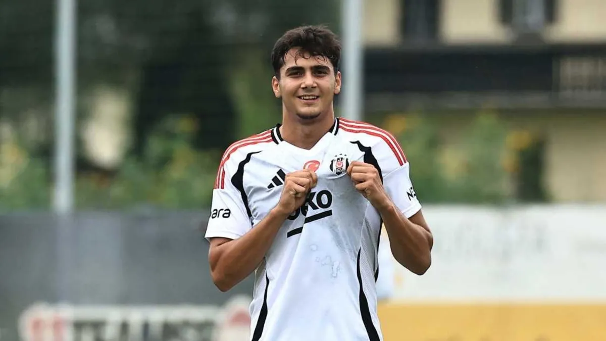 Beşiktaş'ta Semih Kılıçsoy ve Mustafa Hekimoğlu'nun durumu netleşti
