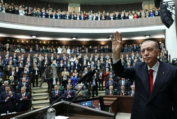 baskan-erdogandan-ak-parti-grup-toplantisinda-onemli-aciklamalar-israil-teror-devletidir-canli-yayin-15-kasim-1700044019904.jpeg Başkan Erdoğan'dan Gazze mesajı: "Zalimle mazlumu eşitlemek, zalimi aklamak demektir"-5