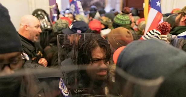 Dünya basını ABD kongresinin basılmasını böyle gördü: Trump'ın mirası!