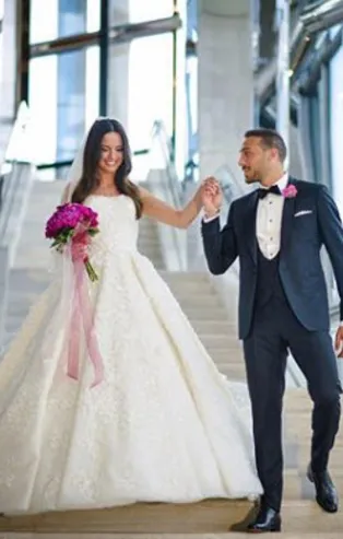 Cenk Tosun ve Ece Tosun çiftinin bebeği dünyaya geldi