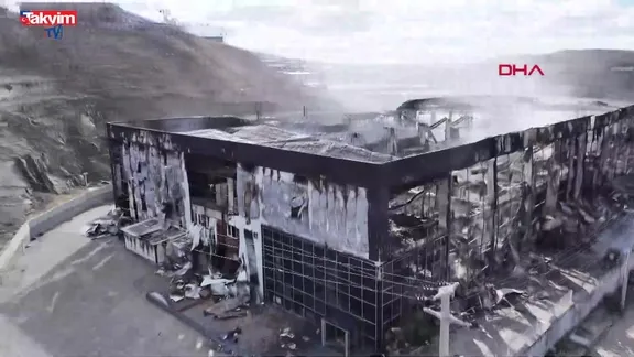 Kimya fabrikasındaki yangın madeni yağ bölümünden çıkmış