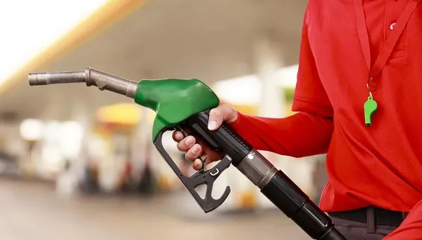 benzin-ve-motorine-indirim-gelecek-mi-epgis-25-mart-akaryakita-zam-geldi-mi-1-lt-benzin-ve-motorin-kac-tl-oldu-1648130170756.jpeg EPGİS 25 MART AKARYAKIT'A ZAM GELDİ Mİ? 1 LT Benzin ve motorin kaç TL oldu? Zamlı fiyatlar! ⛽🚘BENZİN VE MOTORİNE İNDİRİM GELECEK Mİ?-2