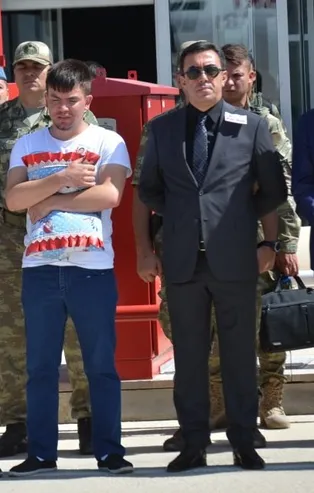 Hakkari'de şehit anne ile bebeği için tören