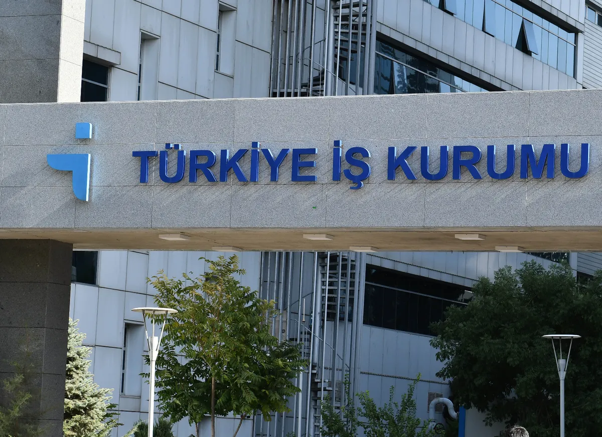 hangi-universitelerde-iskur-genclik-programi-var-19250-tl-destek-basvuru-ve-kura-tarihleri-1792520374897.jpg Kampüs birimlerindeki görevlere katılan öğrencilere günlük 1.375 lira cep harçlığı doğrudan yatırılıyor. | Görseller Takvim Foto Arşivi'ne ait olup temsilidir.