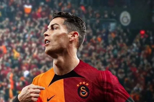 Galatasaraylı taraftarların “Come to Galatasaray” çağrısına Ronaldo karşılık verdi!