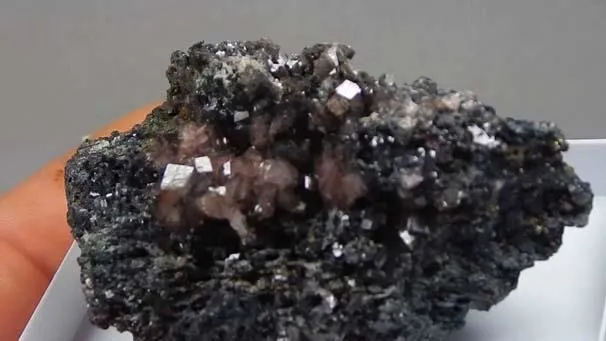 Apple'ın ardından Samsung da kobalt madencileriyle görüşüyor-4