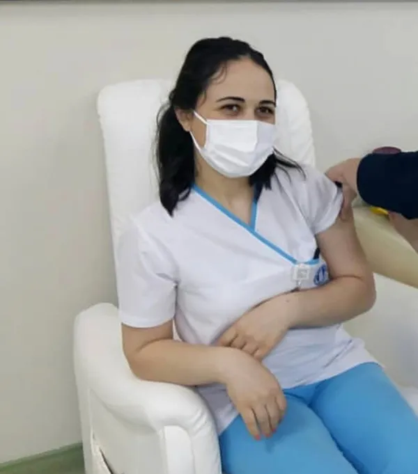 ikizlerini-odaya-kilitleyip-once-esini-vurdu-sonra-intihara-kalkisti-cocuklar-bulundugunda-titriyorlardi-1644217571249.jpg İkizlerini odaya kilitleyip önce eşini vurdu sonra intihara kalkıştı! Çocuklar bulunduğunda titriyorlardı-9