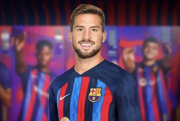 Barcelona Inigo Martinez’i transfer etti