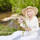 Country müziğin efsanesi Dolly Parton hayatını kaybetti