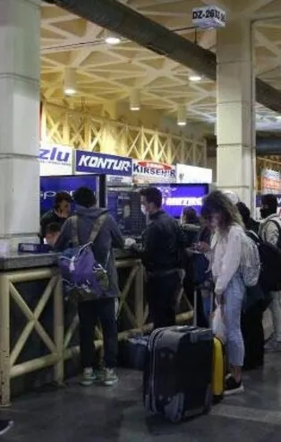 Son dakika: Korona yasaklarının ardından otogara gidenler fiyatları görünce şoka uğradı!