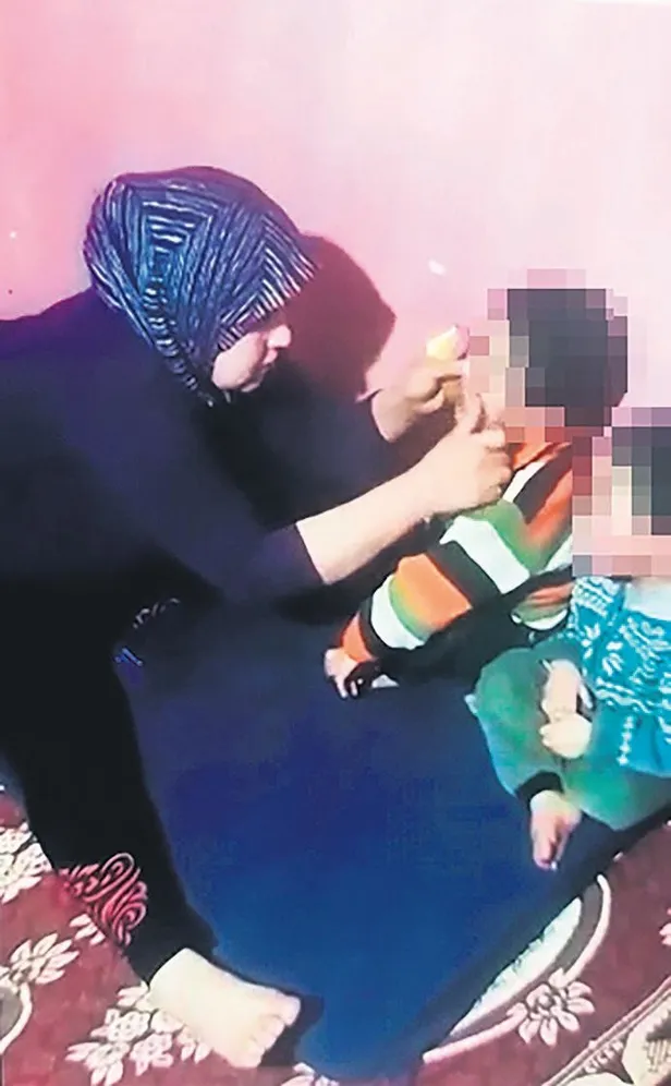 ogretmen-musa-tavsan-kar-kis-demeden-her-sabah-atiyla-10-kilometre-yol-giderek-ogrencilerine-ders-veriyor-1672271355228.jpeg Öğretmen Musa Tavşan kar kış demeden her sabah atıyla 10 kilometre yol giderek öğrencilerine ders veriyor-6