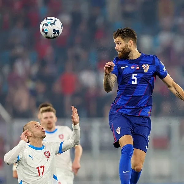 Yine yeniden Caleta Car