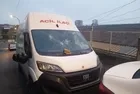 Uzaklaştırma kararını dinlemedi: Ümraniye'de eski sevgilisinin minibüsünü parçaladı!