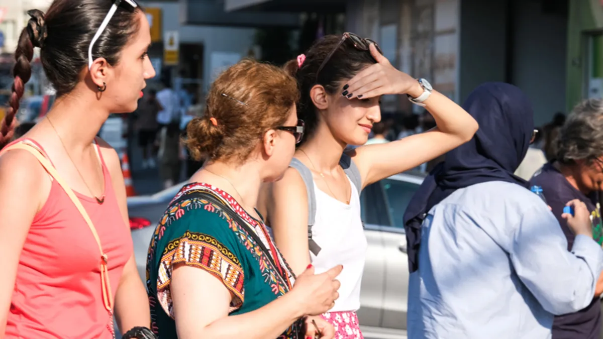 HAVA DURUMU | Meteoroloji'den 5 ile gök gürültülü yağış uyarısı! İstanbullular Çarşamba ve Perşembe'ye dikkat | 6 Ağustos 2024 hava durumu