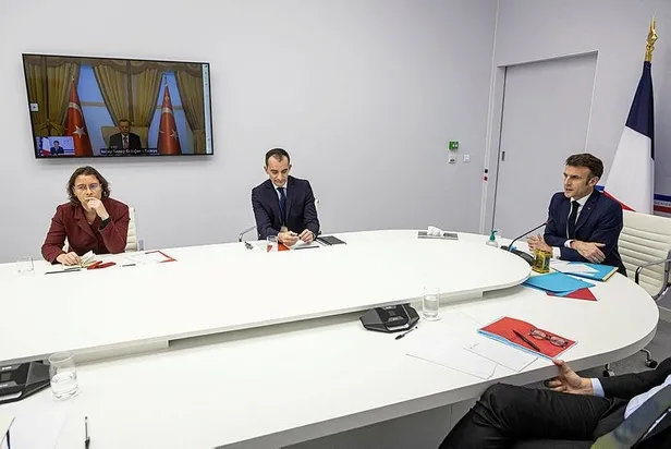 Başkan Erdoğan görüşmesi sonrası Macron'dan Türkçe destek açıklaması: "Dayanışmaya devam"-2