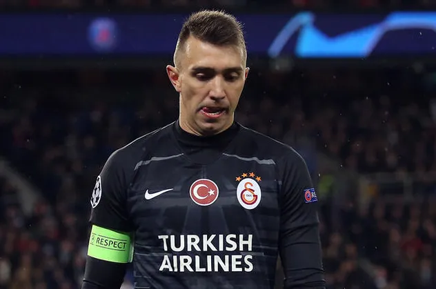 Galatasaray'dan Fernando Muslera kararı! Sözleşme teklif edilecek, maaşı düşürülecek