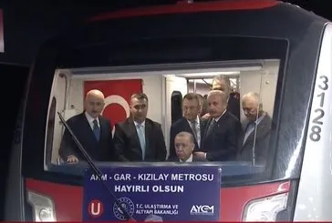 Başkan Erdoğan vatman koltuğuna geçti!