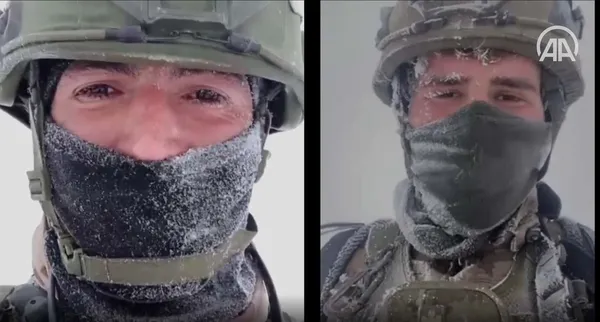 mehmetcikten-bayrak-donduran-sogukta-vatan-nobeti-kirpikleri-donan-askerler-gorev-basinda-1642321485877.jpg Mehmetçik’ten bayrak donduran soğukta vatan nöbeti! Kirpikleri donan askerler görev başında-4