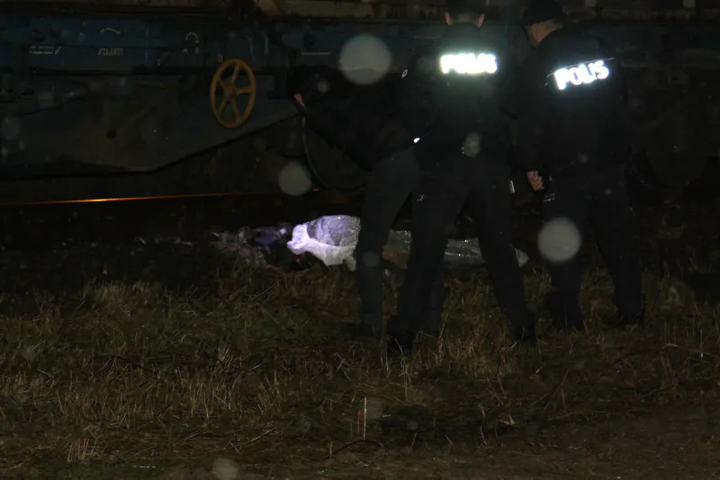 Çankırı'da bir kişi trenin altında kaldı - 5