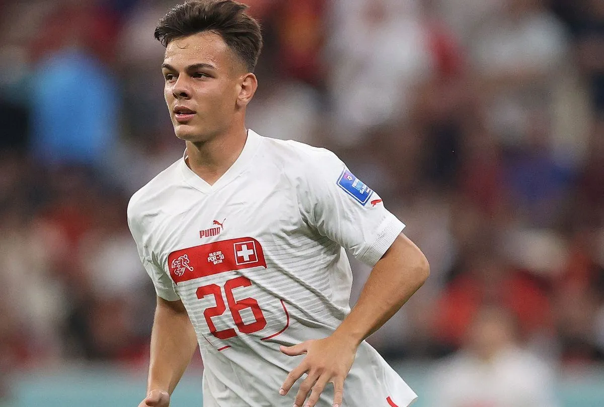 Aslan’a İsviçre çakısı