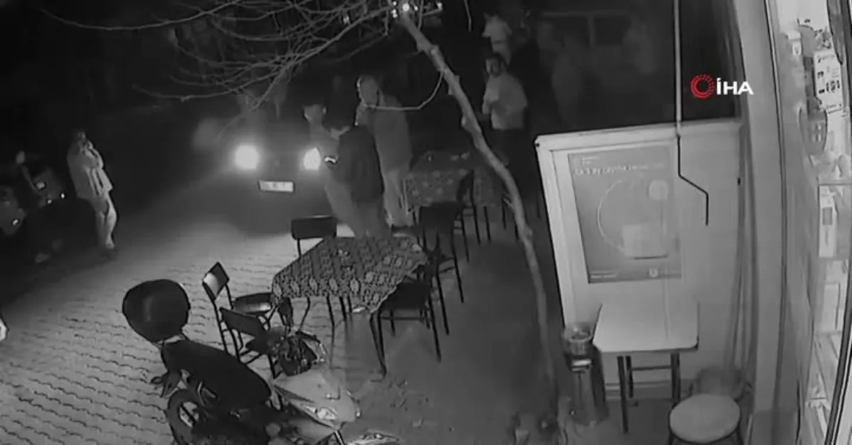 Son dakika... Ayvacık’taki deprem anı güvenlik kameralarında