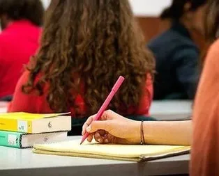 Öğrencinin yurt dışı bursu arttı