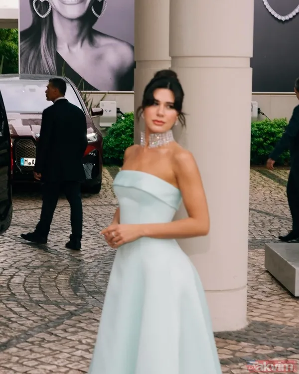 Sibil Çetinkaya aşk hayatında ne istediğini anlattı: "Ben güldürüyorum diye onun komik olduğunu sanıyorum" - 10