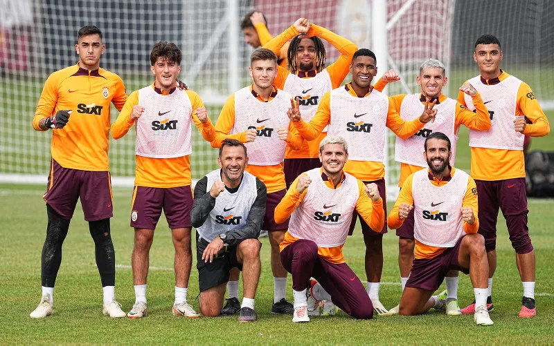 Galatasaray'dan sürpriz transfer! Fenerbahçe maçında izlediler - 1