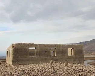 Sivasta baraj suları çekildi tarihi cami gün yüzüne çıktı