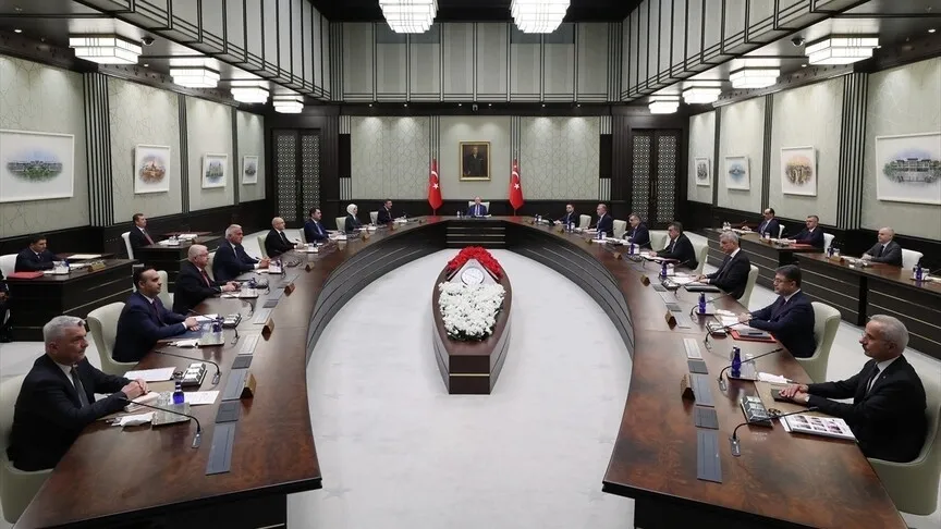 ak-parti-kampa-giriyor-vekiller-dogrudan-bakanlara-iletecek-acilis-ve-kapanis-baskan-erdogandan-1782293179732.jpeg AK Parti kampa giriyor: Vekiller doğrudan bakanlara iletecek | Açılış ve kapanış Başkan Erdoğan'dan-5