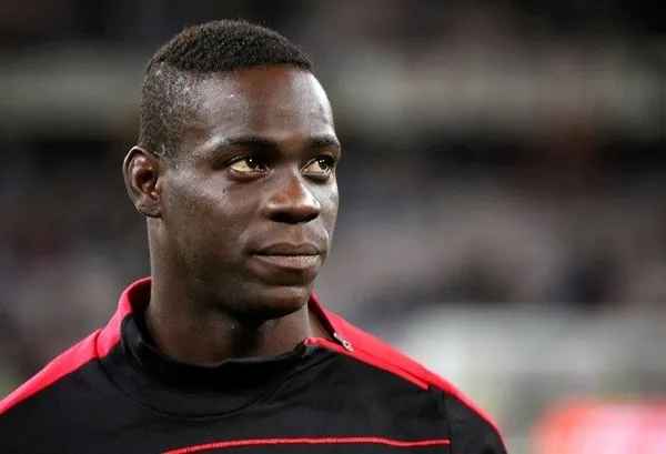 Janssen yerine Balotelli-3