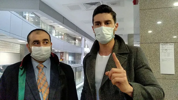 berk-oktayin-ifsa-davasinda-flas-gelisme-berk-oktayin-uygunsuz-goruntuleri-ile-ilgili-eski-esi-merve-sarapciogluna-istenen-ceza-belli-oldu-1608644377847.jpg Berk Oktay’ın ifşa davasında flaş gelişme! Berk Oktay'ın uygunsuz görüntüleri ile ilgili eski eşi Merve Şarapçıoğlu'na istenen ceza belli oldu-2