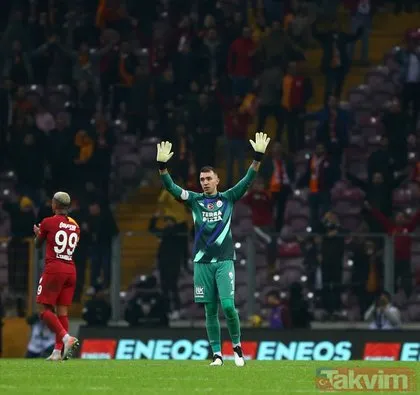 Son dakika Galatasaray haberleri | Galatasaray’da beklenen imza! Sözleşmesi uzuyor