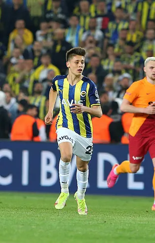 Fenerbahçe'nin genç ismi Arda Güler 224 dakikada yıldızları solladı