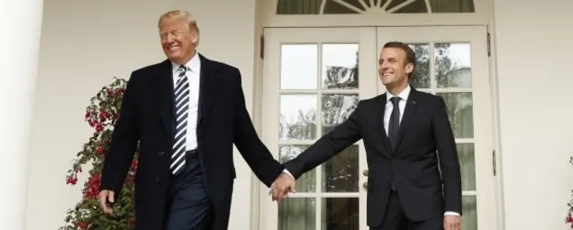 Trump Macronu böyle götürdü