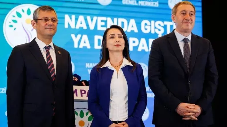 chp-ve-dem-arasindaki-kirli-isbirligi-ayyuka-cikti-chpli-baris-yarkadastan-bomba-itiraf-20-dem-partili-chp-lis-1708373004881.jpeg