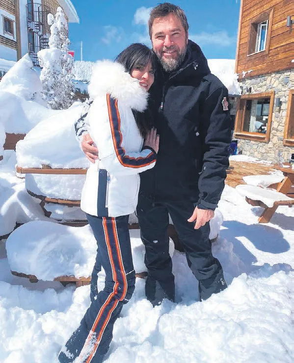 pazar-aksami-ilk-bolumuyle-ekrana-gelen-atvnin-yeni-dizisi-adi-sevgi-cok-begenildi-1647286029735.jpg Pazar akşamı ilk bölümüyle ekrana gelen ATV'nin yeni dizisi ‘Adı Sevgi’ çok beğenildi-5