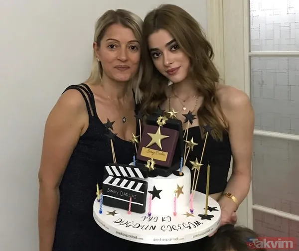 Sen Ağlama İstanbul'un Şehrazat'ı Simay Barlas'ın gözlerden uzak tuttuğu annesine bakın! Kızını gölgede bıraktı - 7