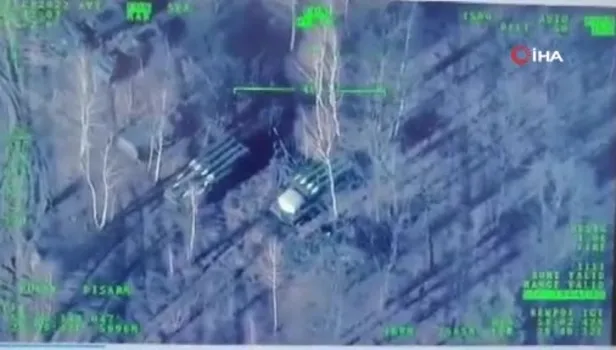 Savaştan sıcak görüntüler: Ukrayna, Bayraktar TB2 ile Rus hava savunma sistemlerini vuruldu