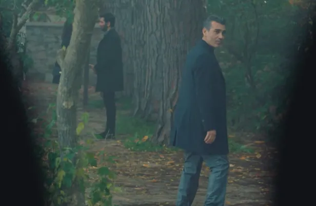 sadakatsiz-39-bolum-fragmani-goz-gore-gore-sirrini-kaptirdi-koz-eline-gecince-hoyratlasacak-1636610794653.jpg Sadakatsiz 39. bölüm fragmanı: Göz göre göre sırrını kaptırdı! Koz eline geçince hoyratlaşacak-4