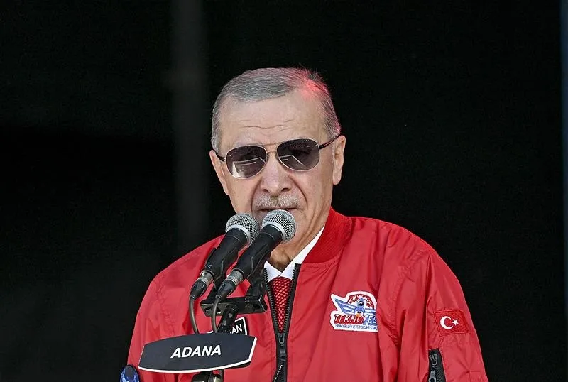 Başkan Recep Tayyip Erdoğan Adana'da düzenlenen TEKNOFEST etkinliğine katıldı. (AA)