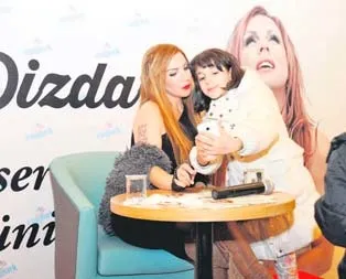 Minik hayran ders verdi