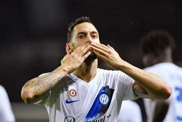 Hakan ve Martinez barıştı mı?