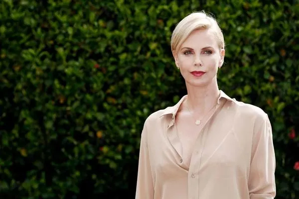 Charlize Theron'dan ABD'ye sert tepki!-2
